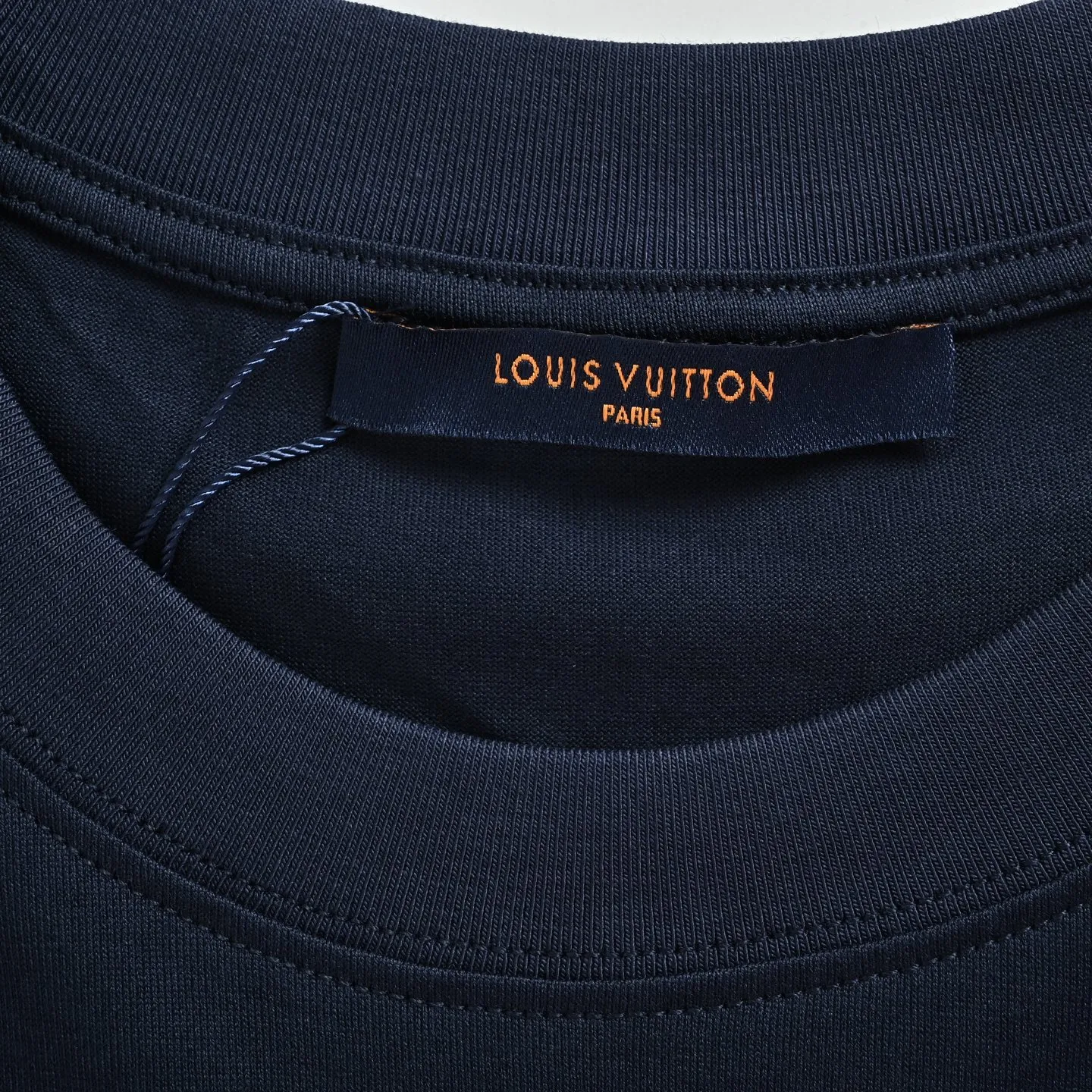 Louis Vuitton/Louis Vuitton 26ss short sleeves with small logo embroidery on the chest
